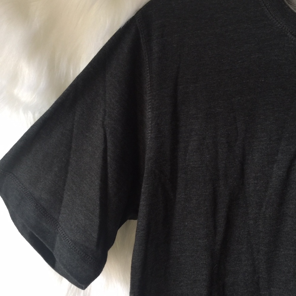 🌺 Basic Editions Layered Grey SS Tee Small - Picture 6 of 15